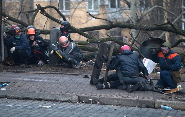Снайперы во время наступления евромайдановцев Снайперы во время наступления евромайдановцев