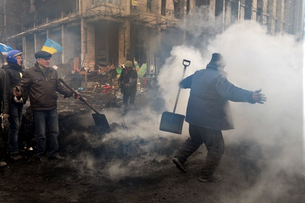 Мобилизация Майдана, восстановление сил и баррикад Мобилизация Майдана, восстановление сил и баррикад