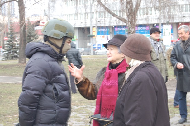 Попытки уничтожить памятник чекистам в Киеве Попытки уничтожить памятник чекистам в Киеве