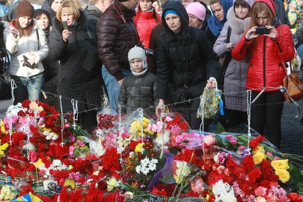 Утро 24 февраля в центре Киева. Визит Кэтрин Эштон Утро 24 февраля в центре Киева. Визит Кэтрин Эштон