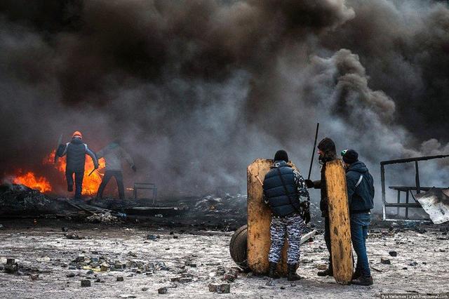 Чтобы никогда не забыть: 60 самых впечатляющих кадров Евромайдана в Киеве. ФОТОрепортаж Чтобы никогда не забыть: 60 самых впечатляющих кадров Евромайдана в Киеве. ФОТОрепортаж