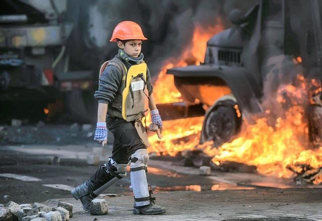 Чтобы никогда не забыть: 60 самых впечатляющих кадров Евромайдана в Киеве. ФОТОрепортаж Чтобы никогда не забыть: 60 самых впечатляющих кадров Евромайдана в Киеве. ФОТОрепортаж
