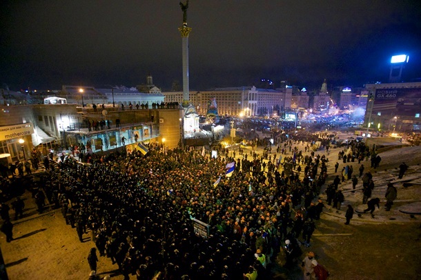Начало штурма Евромайдана. Фоторепортаж из центра Киева в ночь на 11 декабря Начало штурма Евромайдана. Фоторепортаж из центра Киева в ночь на 11 декабря