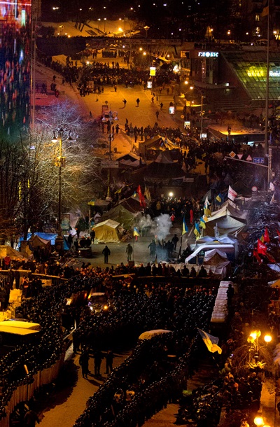 Начало штурма Евромайдана. Фоторепортаж из центра Киева в ночь на 11 декабря