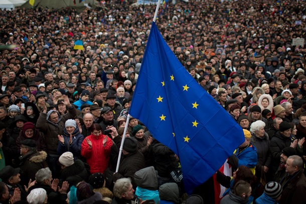 21 ноября Украина отмечает годовщину начала Майдана Достоинства 21 ноября Украина отмечает годовщину начала Майдана Достоинства