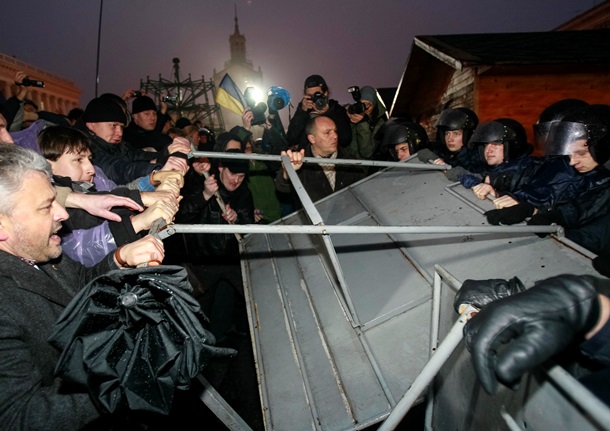 21 ноября Украина отмечает годовщину начала Майдана Достоинства 21 ноября Украина отмечает годовщину начала Майдана Достоинства