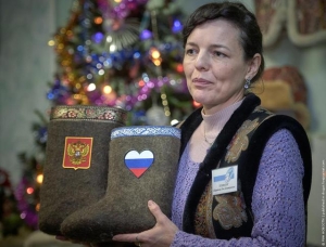 Наш ответ на санкции: в России представили новую коллекцию валенок с флагом и гербом. ФОТО