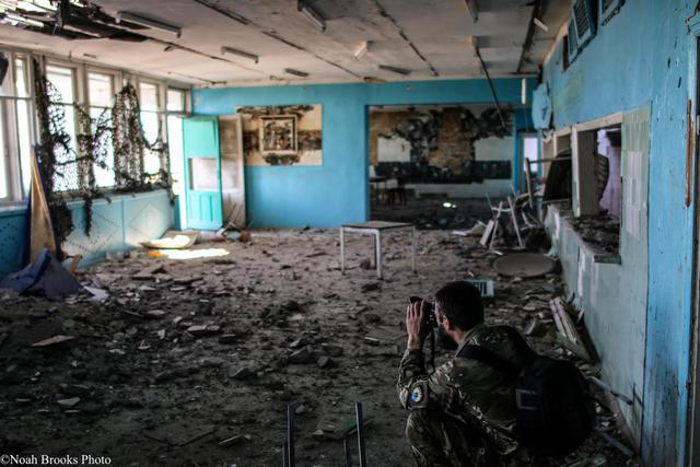 Война, лица, ситуации: американский фотограф обнародовал кадры с передовой в Широкино. ФОТОрепортаж Война, лица, ситуации: американский фотограф обнародовал кадры с передовой в Широкино. ФОТОрепортаж
