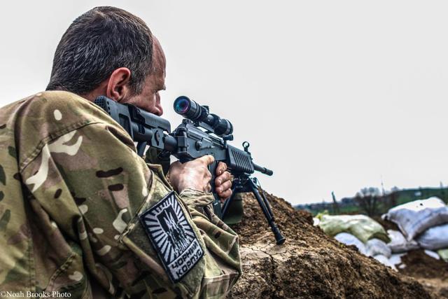 Война, лица, ситуации: американский фотограф обнародовал кадры с передовой в Широкино. ФОТОрепортаж Война, лица, ситуации: американский фотограф обнародовал кадры с передовой в Широкино. ФОТОрепортаж
