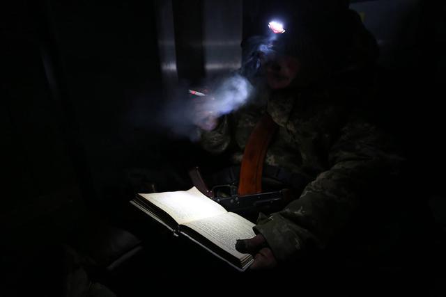 Замерзший ад в Донецком аэропорту. ФОТОрепортаж Замерзший ад в Донецком аэропорту. ФОТОрепортаж