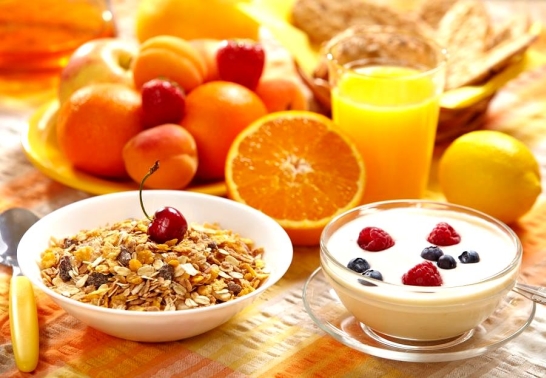 Какие продукты не для утра Какие продукты нельзя есть натощак?