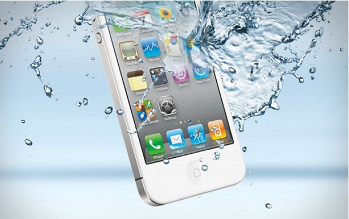 Инструкция для тех, кто утопил iPhone в воде. Инструкция для тех, кто утопил iPhone в воде.