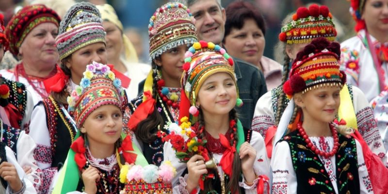 Региональные особенности украинских вышиванок Региональные особенности украинских вышиванок